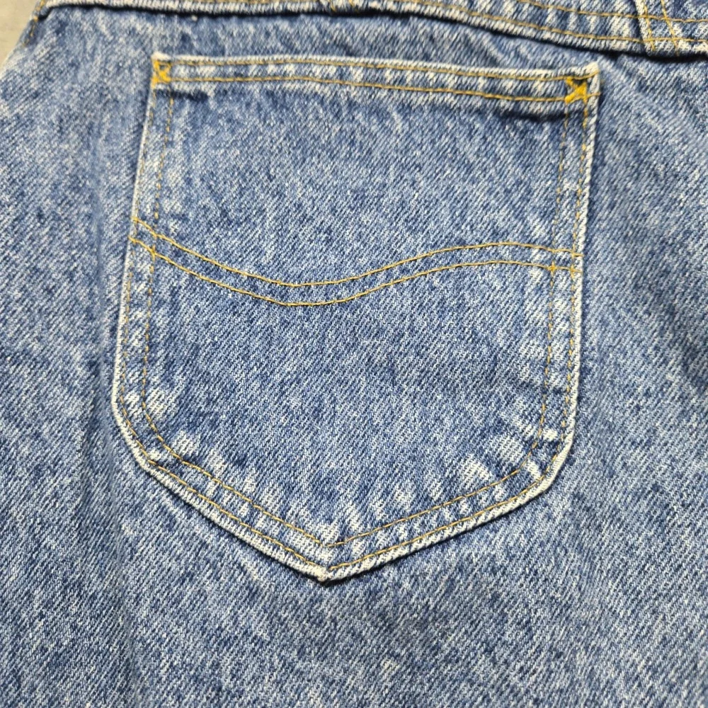 Lee Riders Vintage High Waisted Mom‎ Jeans Medium Wash Blue Tapered Leg 39x26.5